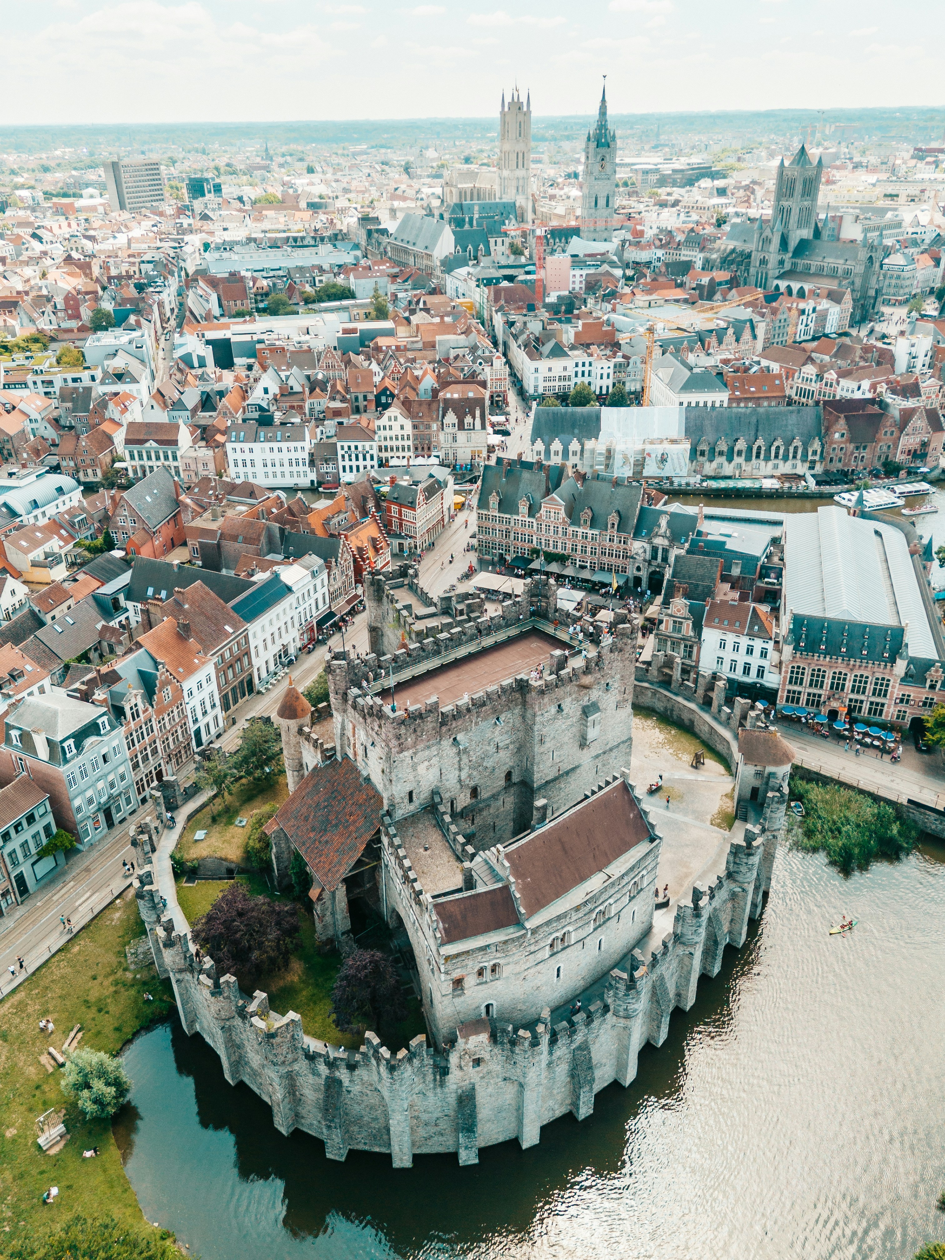 vue aérienne du centre historique de Gand