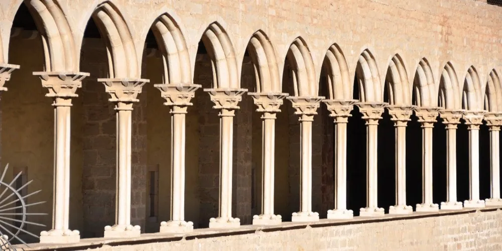 barri gotic property guide casafari ciutat vella barcelona spain