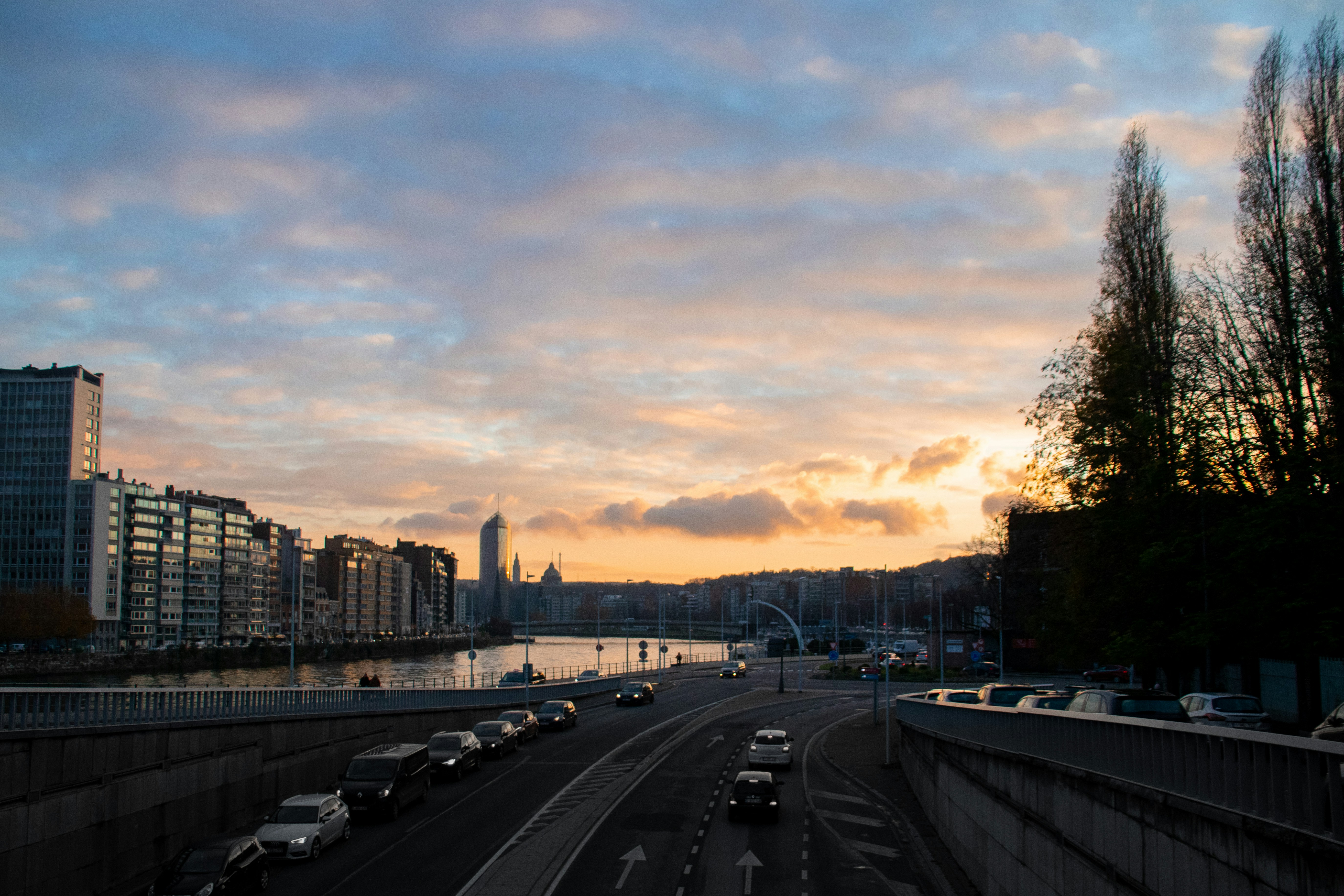 Grâce à un logiciel d'intégration de données, les professionnels de l'immobilier peuvent mieux cerner le marché immobilier et le mode de vie à Liège