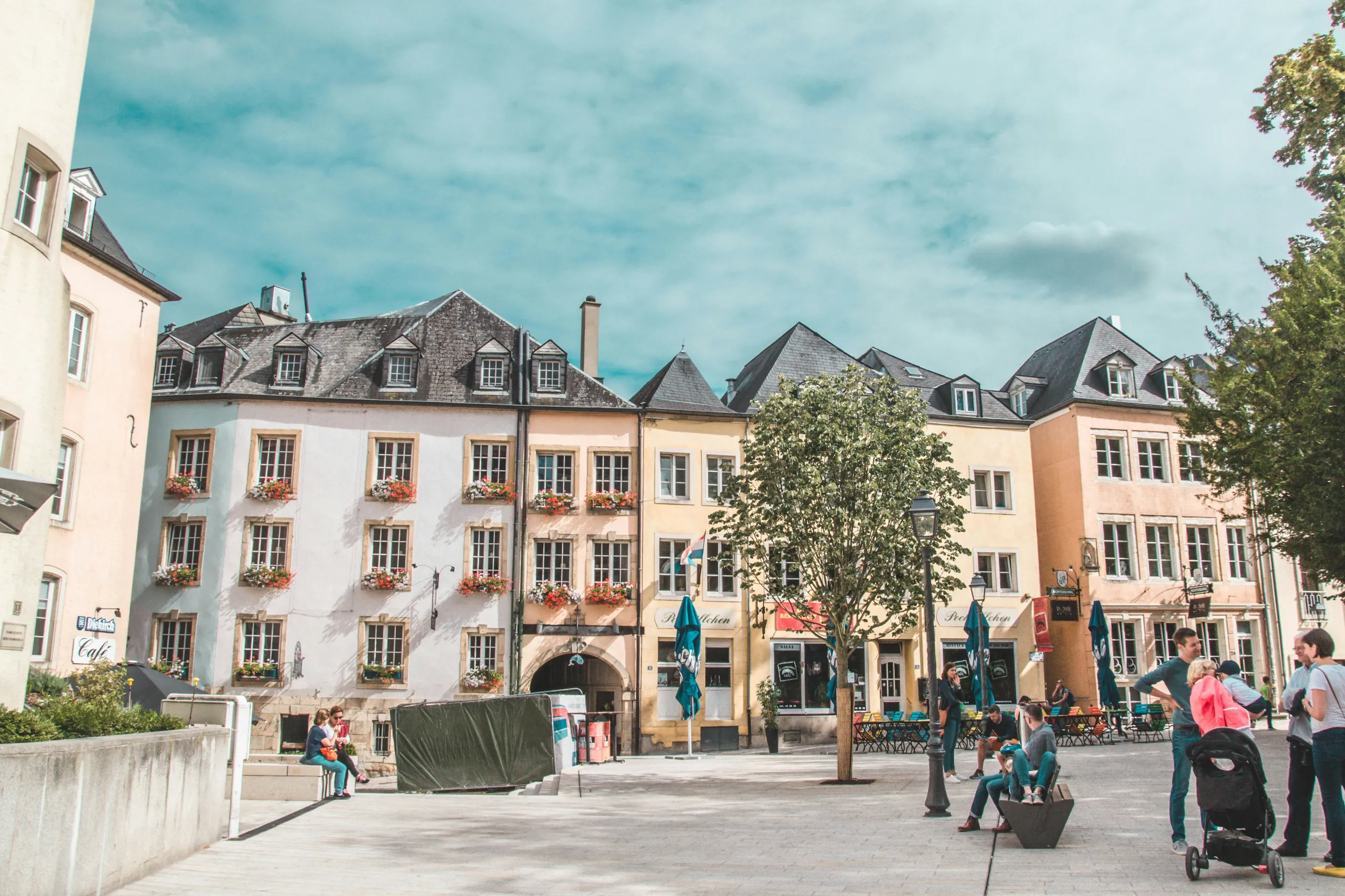 By leveraging AI data with the help of data integration tools, real estate professionals can find the gems of the real estate market in Luxembourg
