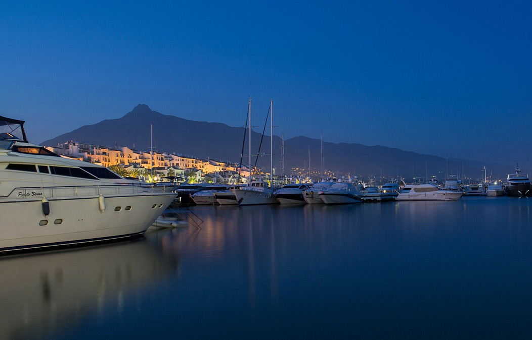 Buyers of Marbella property enjoy multiple picturesque marinas along the coast.