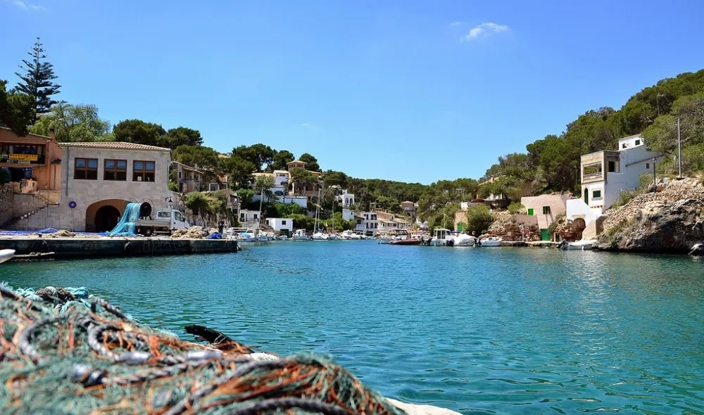 The historic fishing harbour of Cala Figuera near Santanyí