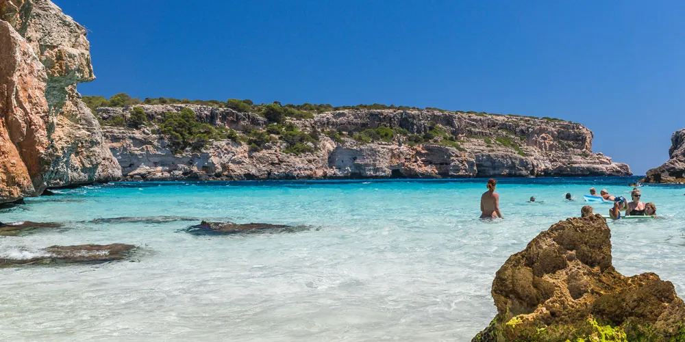 Platja a les illes Balears, a Espanya