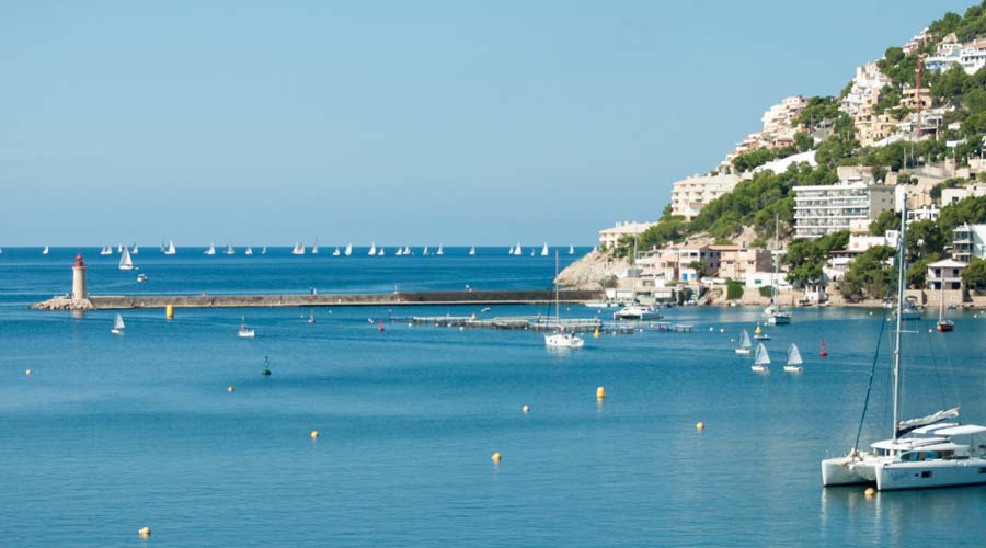 Port sota el sol d'Espanya