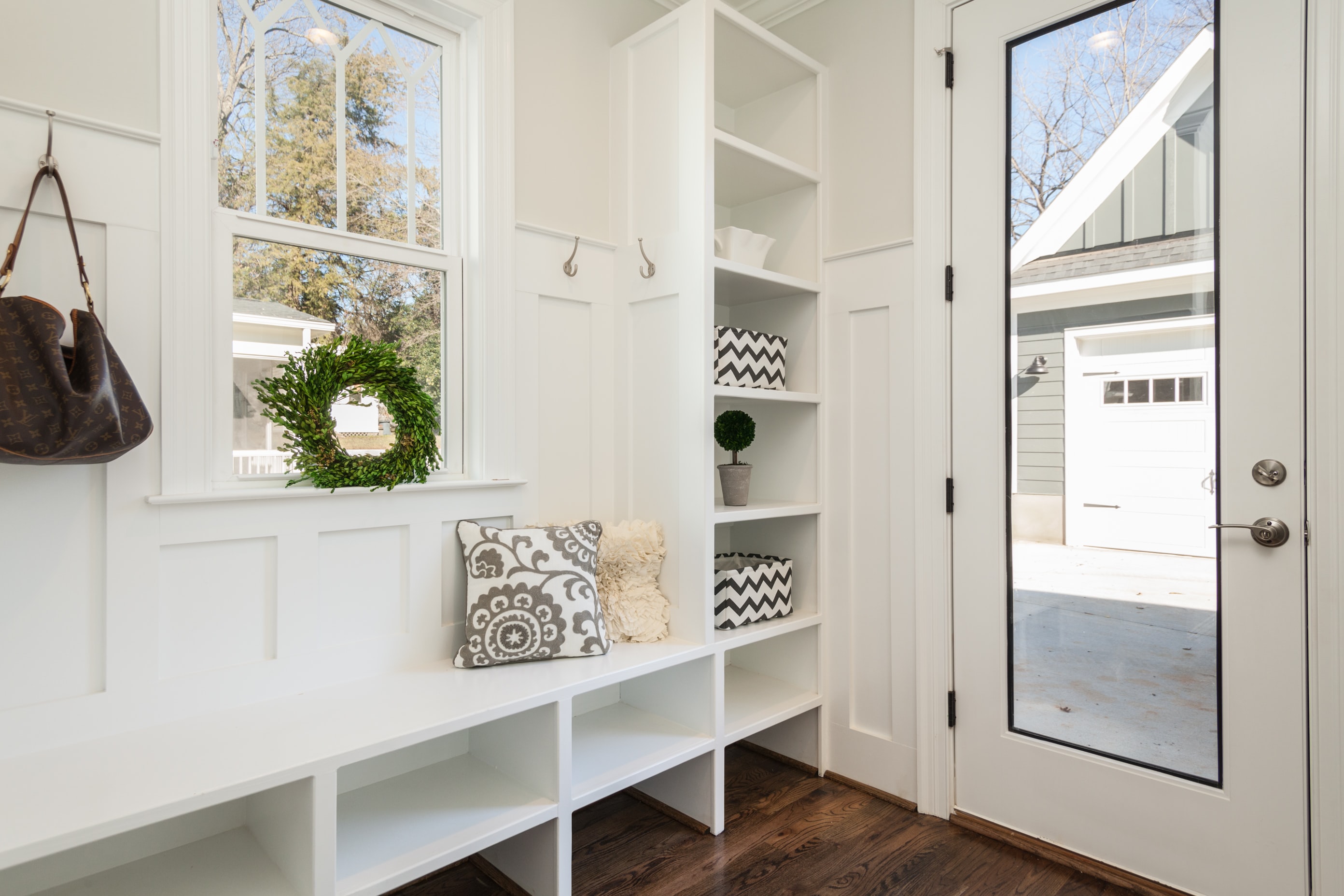 Entrée d'une maison qui a fait l'objet d'un home staging